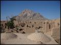 مرمت قلعه تاریخی ارنان مهریز

